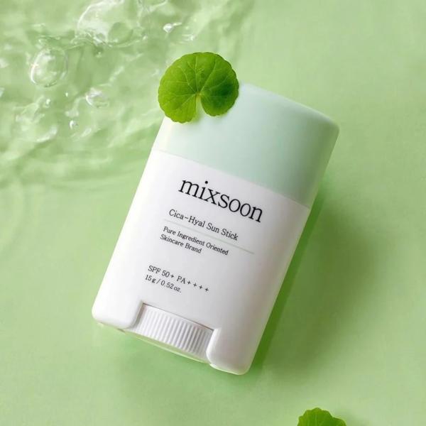 PROTECTOR SOLAR EN STICK CENTELLA ASIATICA Y ACIDO HIALURONICO SPF 50 + PA++++ MIXSOON