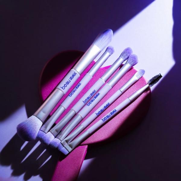 SET DE BROCHAS 6 PIEZAS + COSMETIQUERA BEAU VISAGE